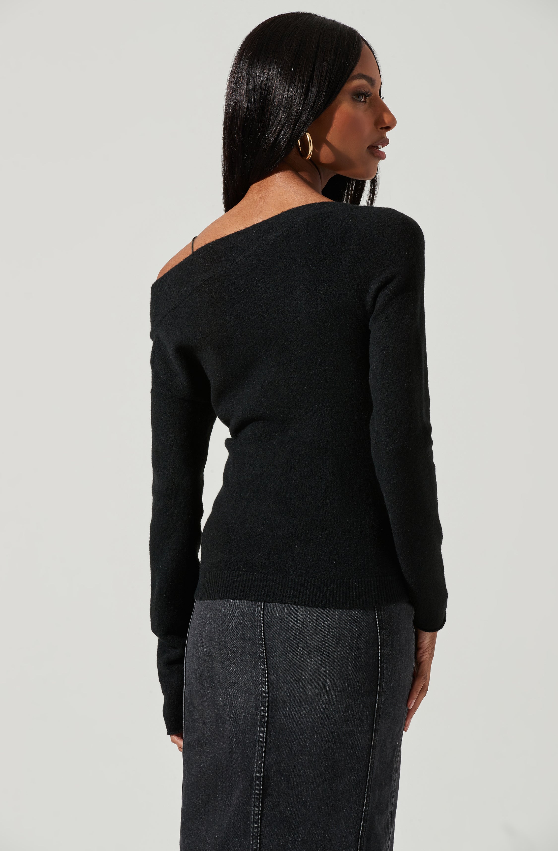 Addison Sweater - Twist Front - Shop Now