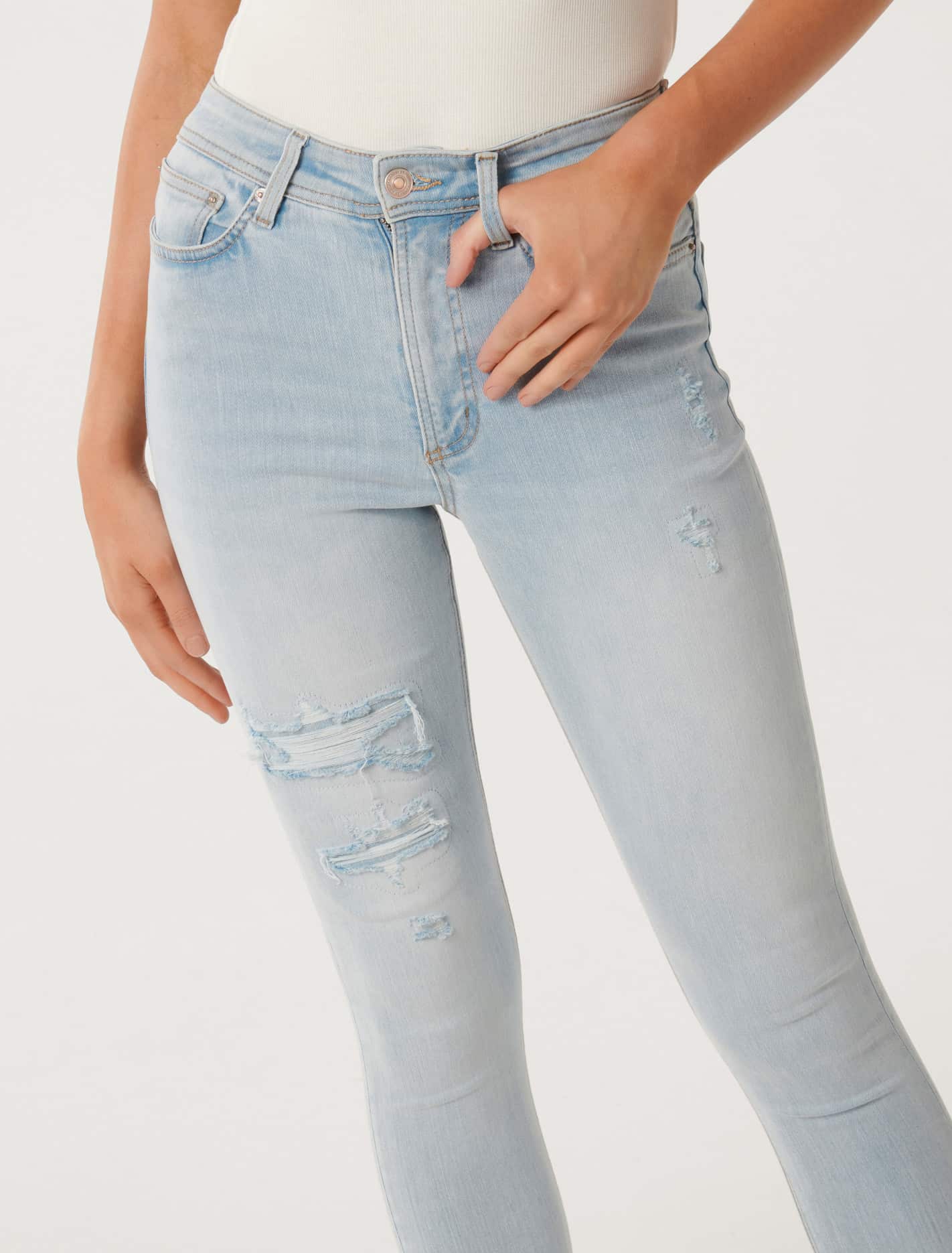 Ashley Ankle Skinny Jeans Mid-Rise