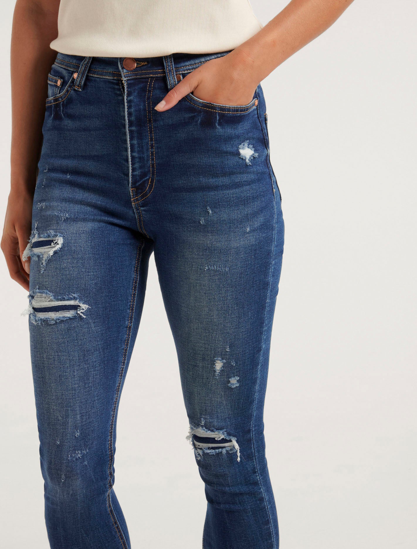 Ashley Ankle Skinny Jeans