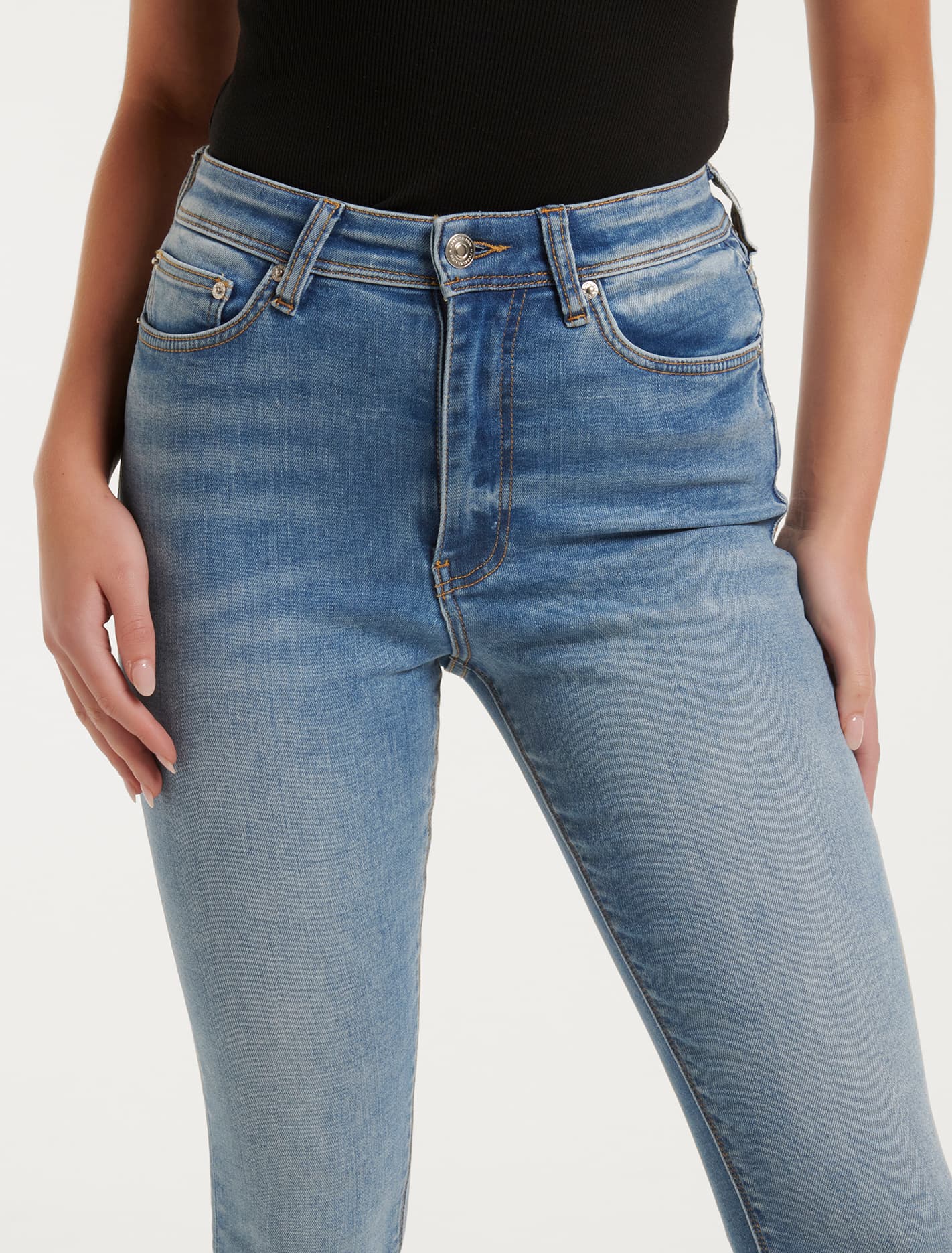 Ashley Skinny Ankle Jeans