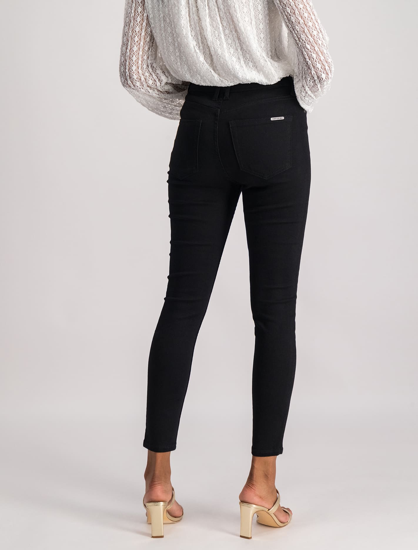 Ashley Skinny Jeans