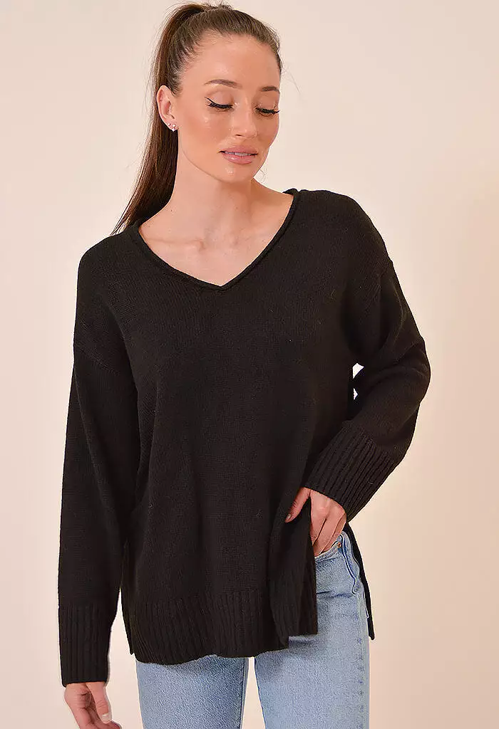 Casual Cozy V-Neck Sweater in Black