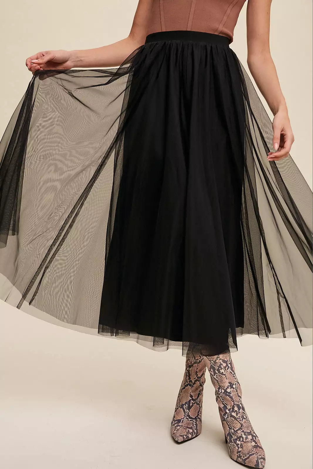 Elastic Waist Tulle Maxi Skirt