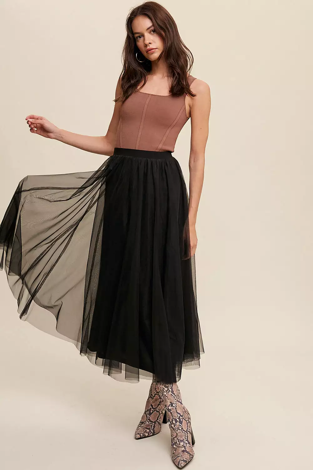 Elastic Waist Tulle Maxi Skirt