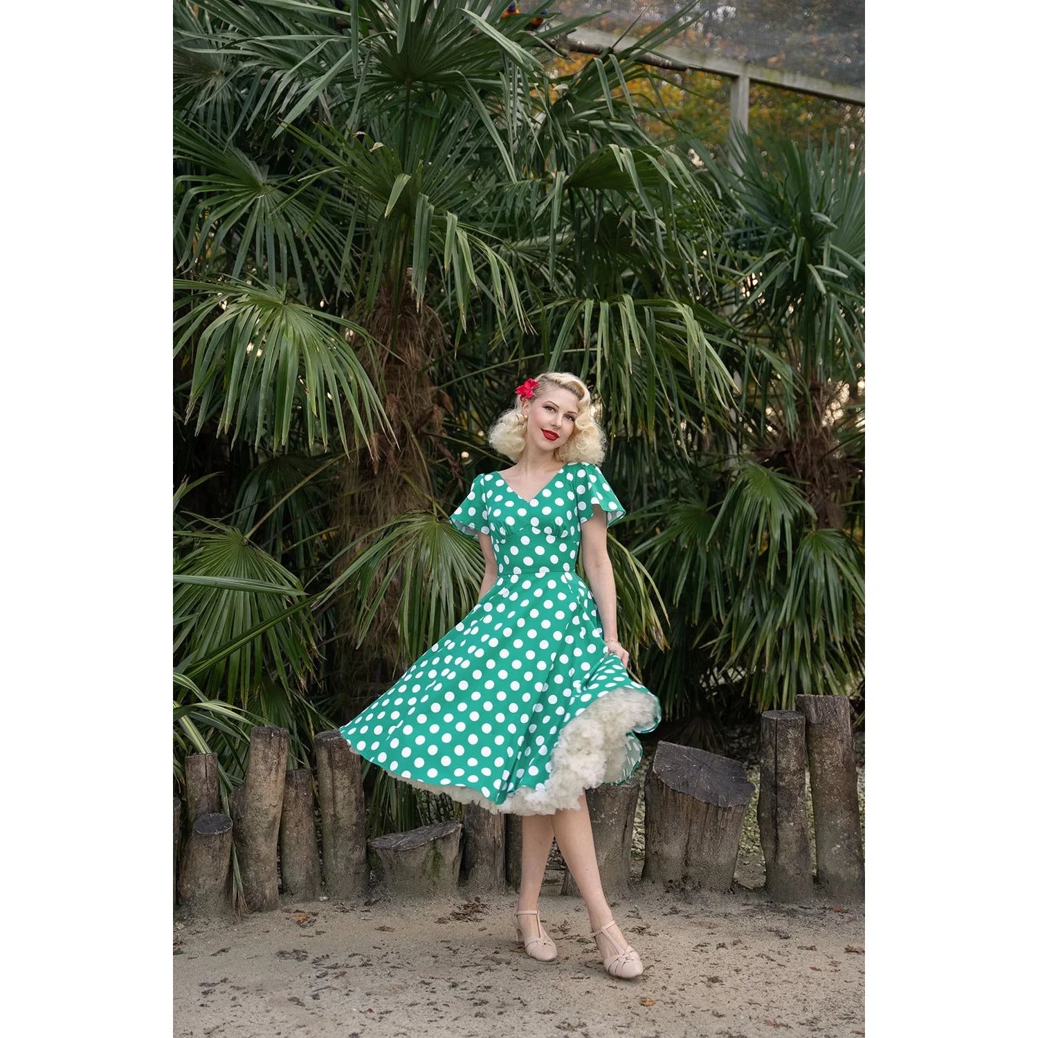 Green and White Polka Dot Short Sleeve 1950s Swing Tea Dress