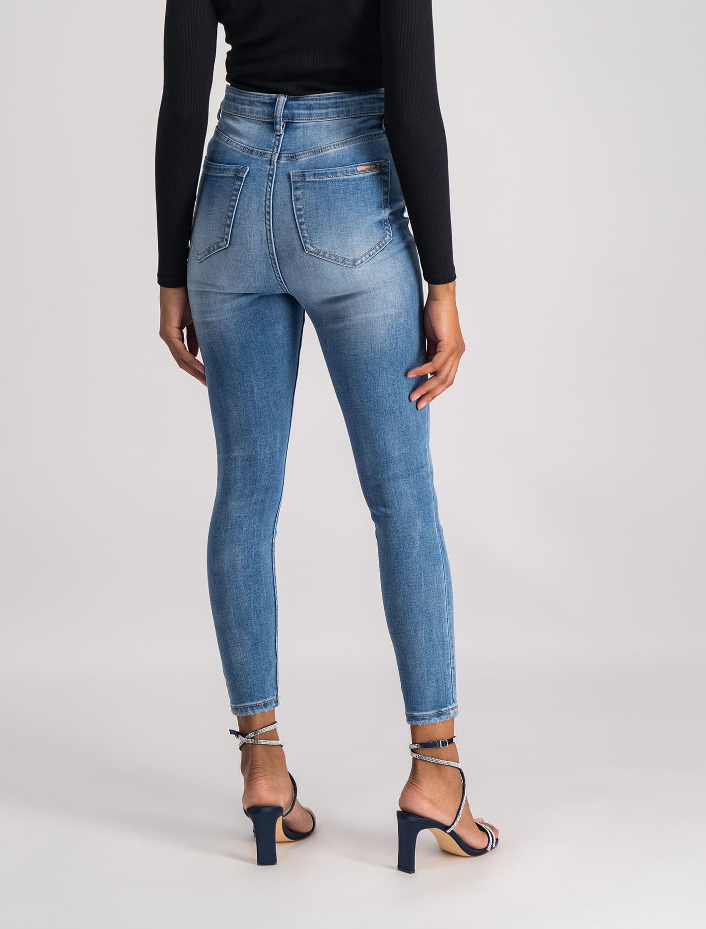 High-Rise Skinny Jeans - Mila