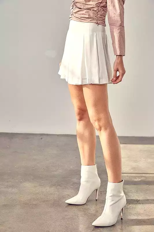 Line Mini Skort