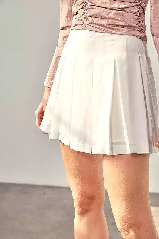 Line Mini Skort