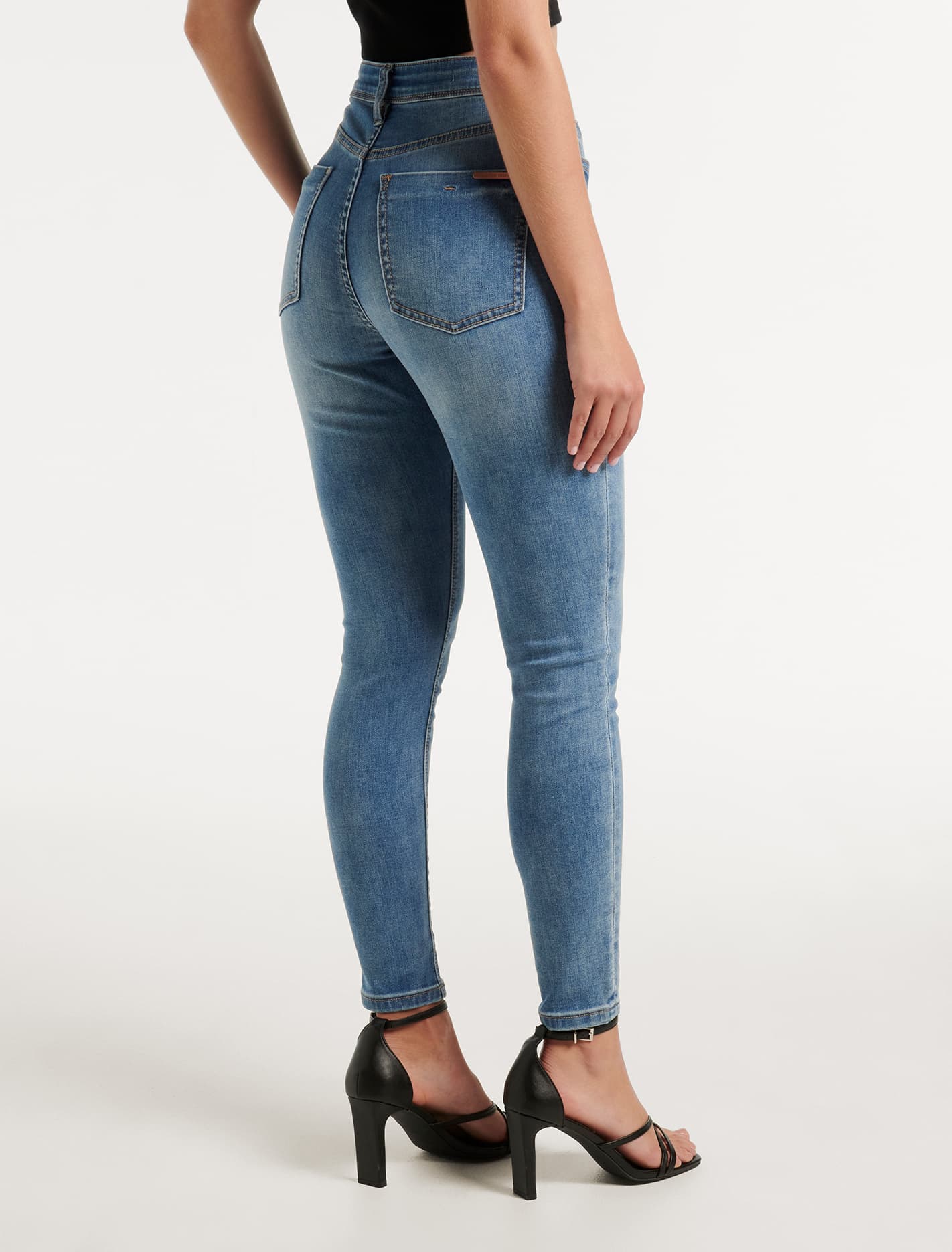 Nala Skinny Jeans