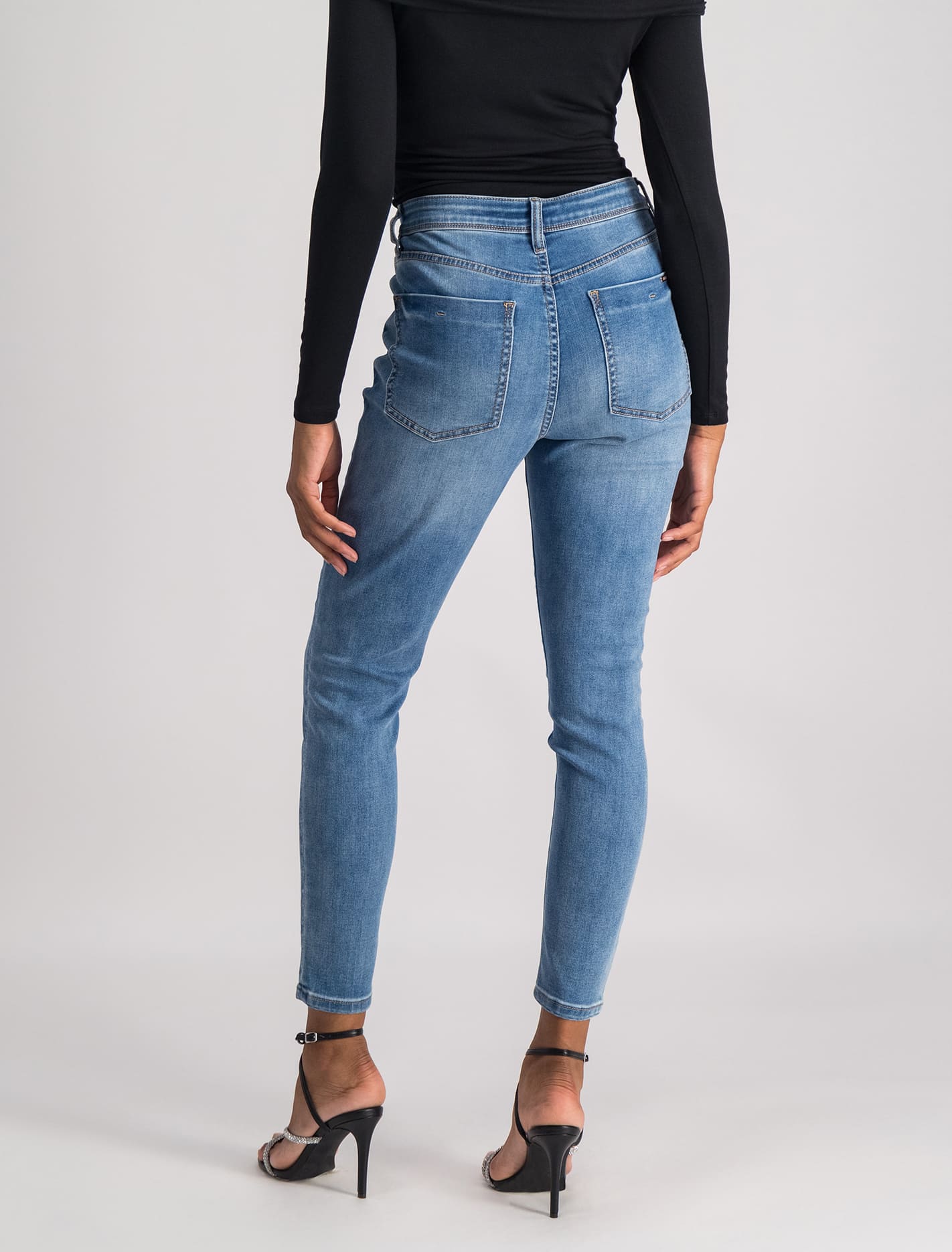 Nala Skinny Jeans