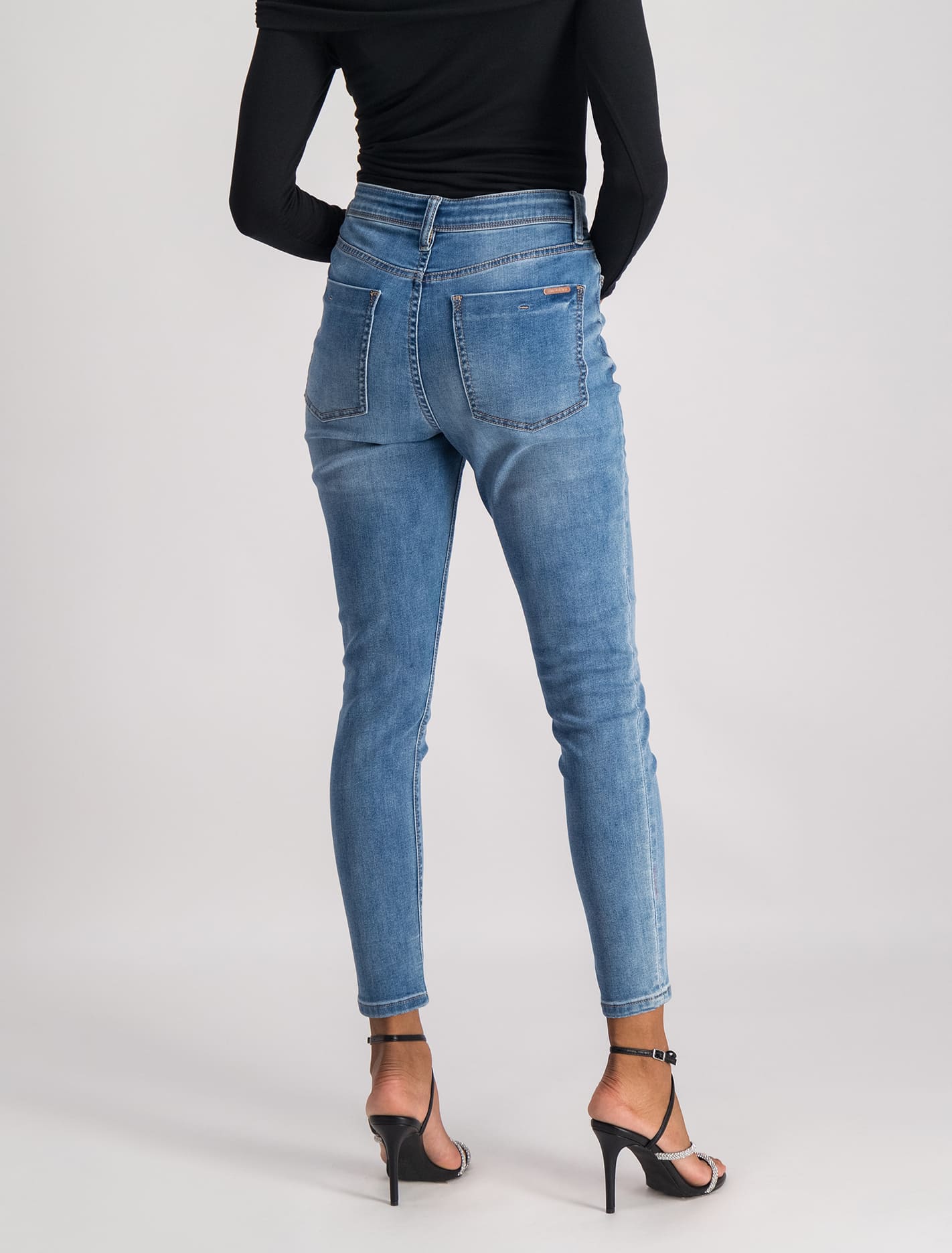 Nala Skinny Jeans