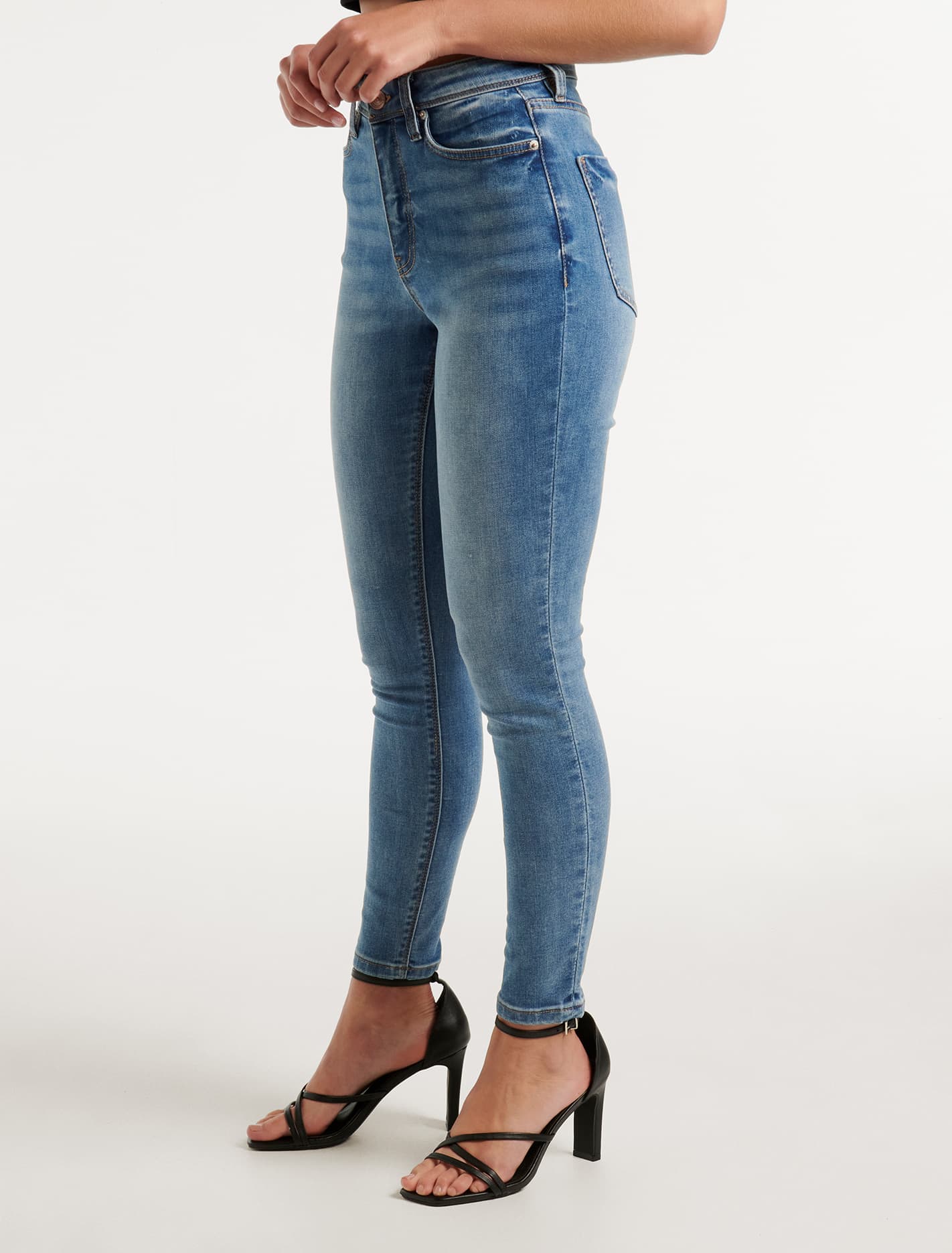 Nala Skinny Jeans