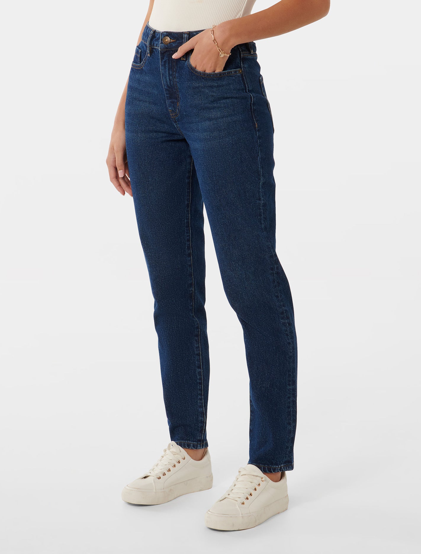 Niki Straight Leg Jeans