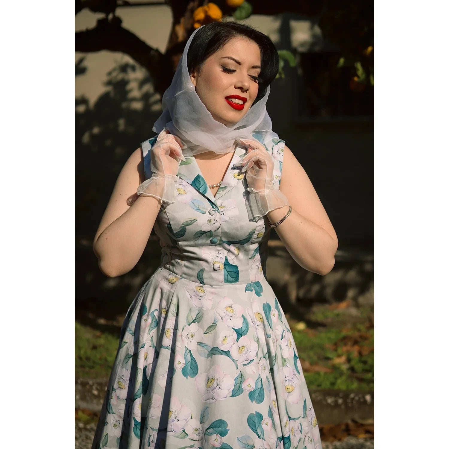 Pale Mint Green and White Floral Collared Sleeveless 1950s Swing Tea Dress