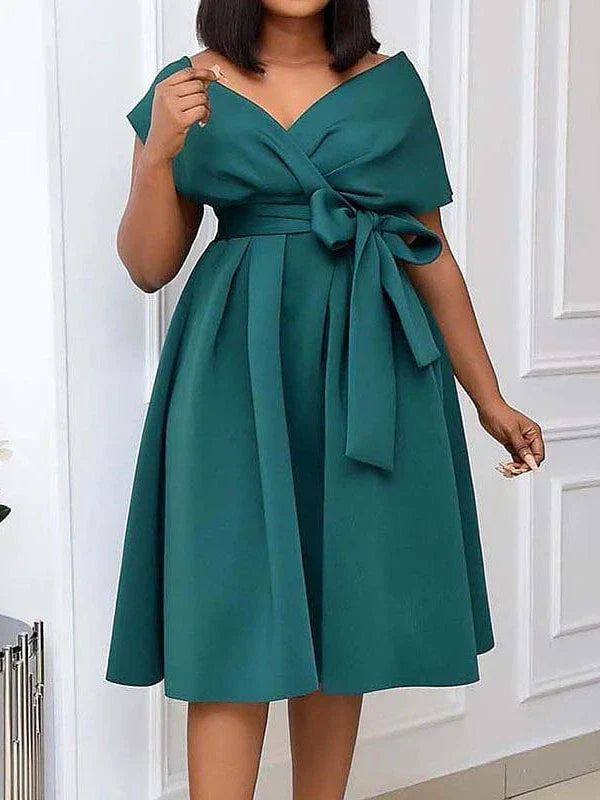 Plus Size Knee Length Midi Dress with Classic V-Neck