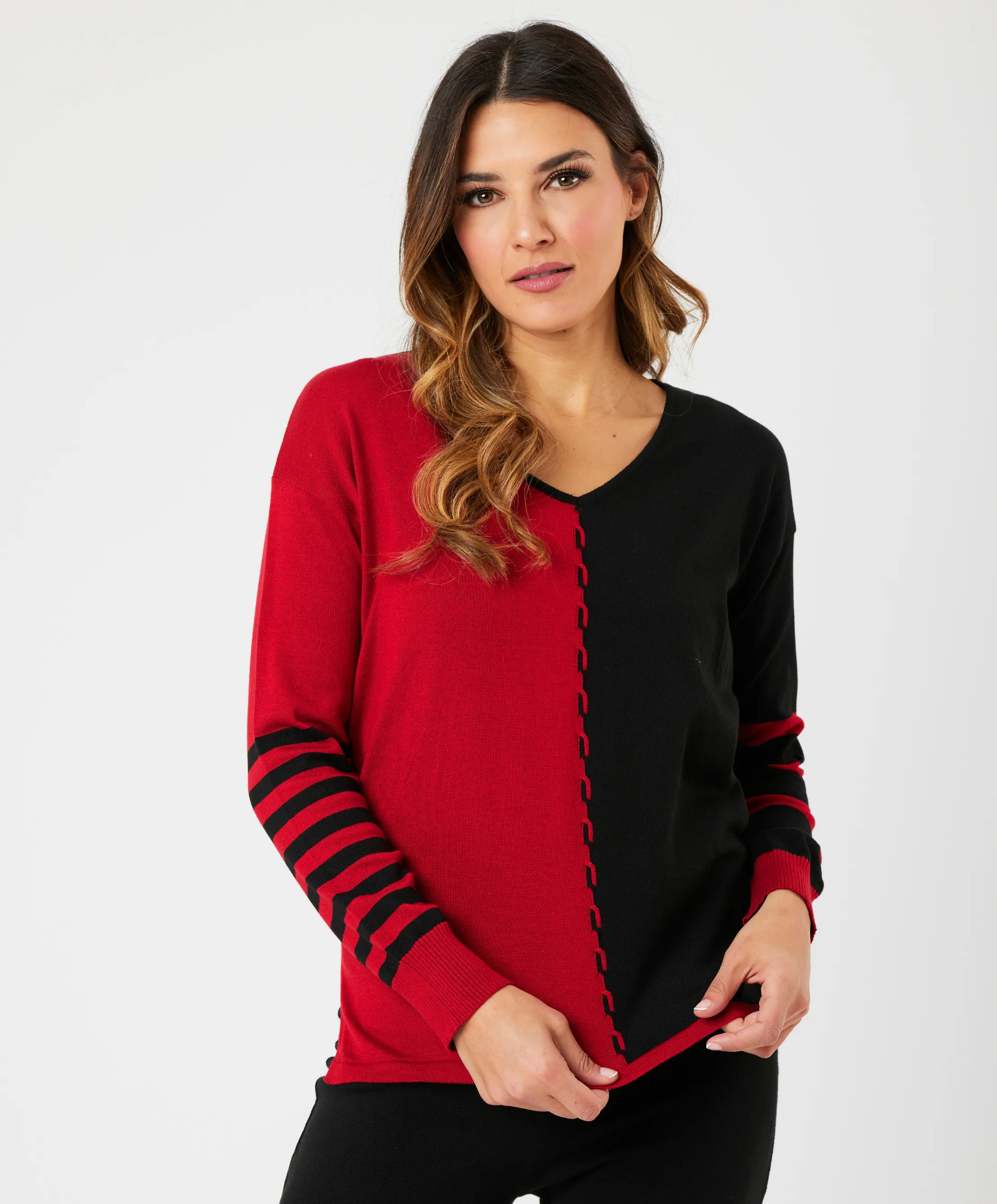 Cable Knit V-Neck Sweater with Sleeves