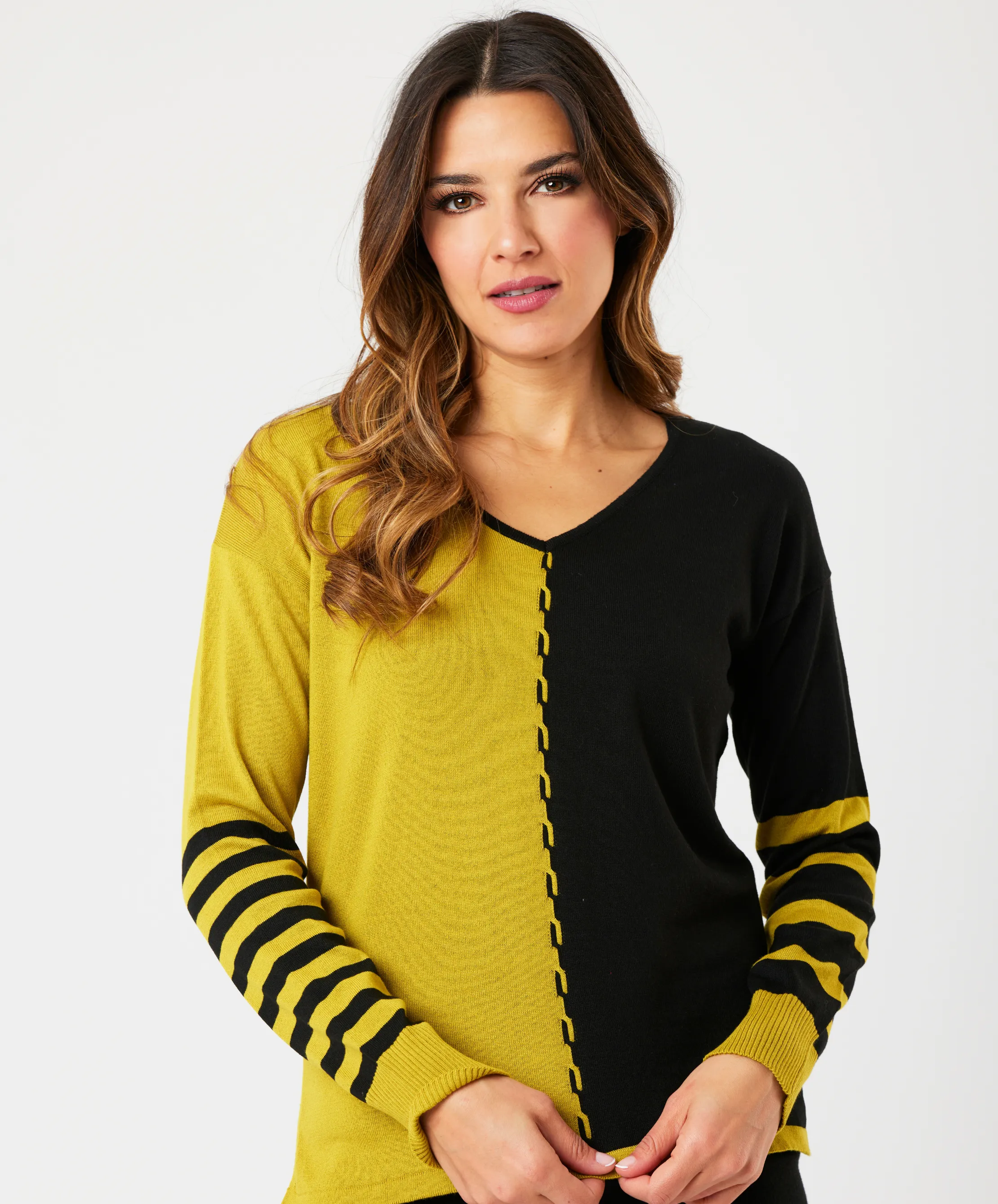 Cable Knit V-Neck Sweater with Sleeves