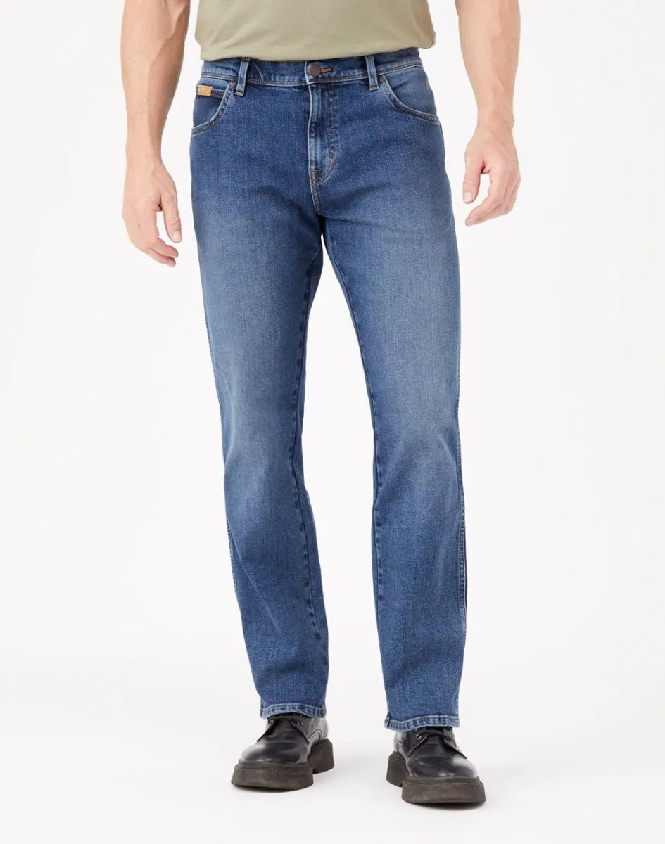 The Moment Wrangler Texas Stretch Denim Jeans